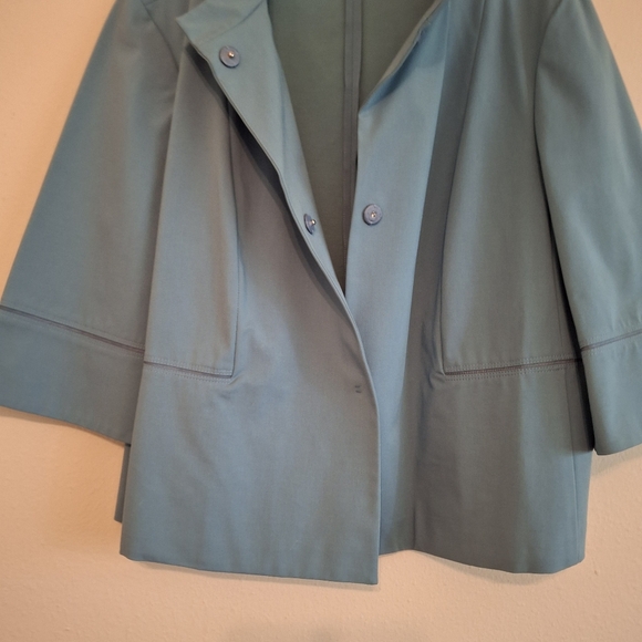 Jacket - Picture 2 of 4